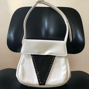 MOD black and white purse